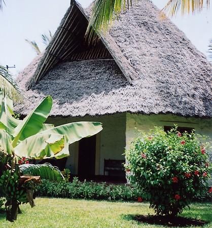 Les Datchi Cottages Diani Beach Εξωτερικό φωτογραφία